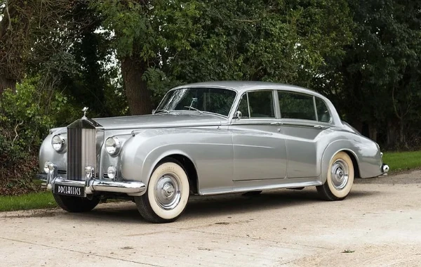 Carey Phoenix Limousine